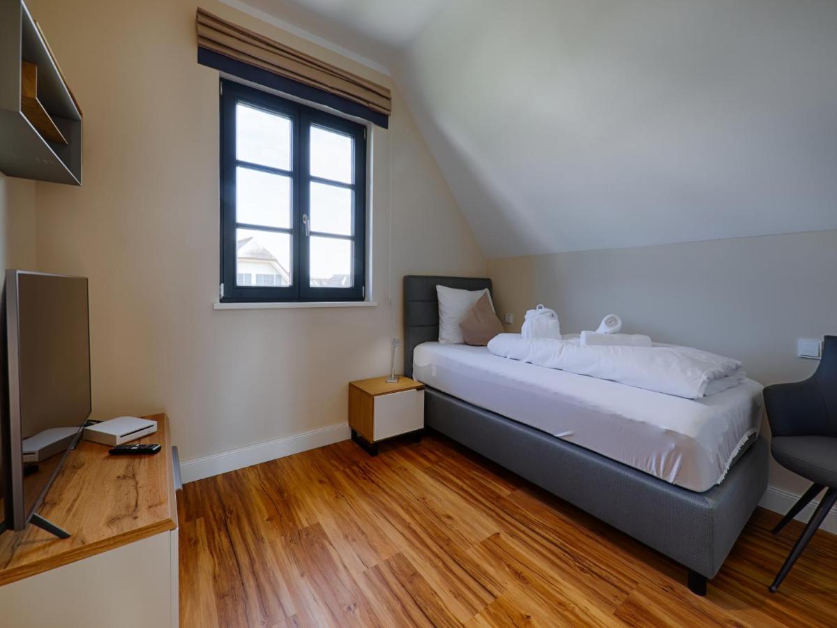 Reetland Am Meer - Premium Reetdachvilla Mit 3 Schlafzimmern, Sauna, Kamin Und Massagesessel F05 드란스케 외부 사진